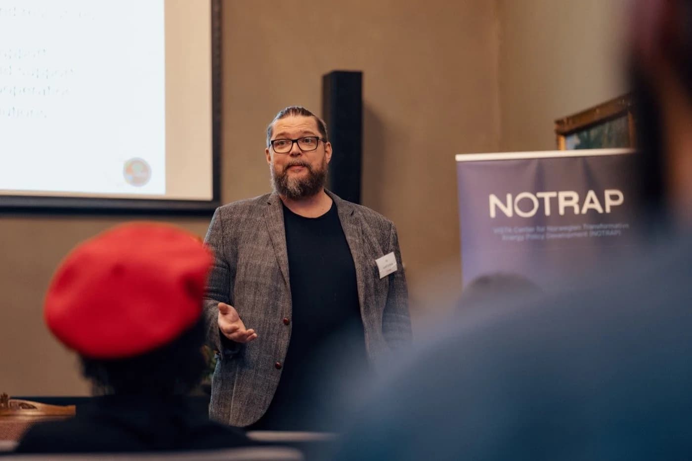 Gruppe i workshop om samarbeid for det grønne skiftet